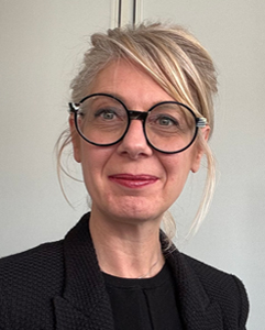 AnnePITKOWSKI_240x300.jpg